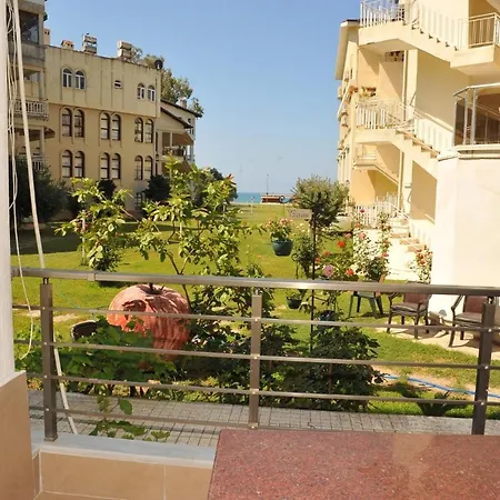 Panorama Apart Deniz Manzarali Daire